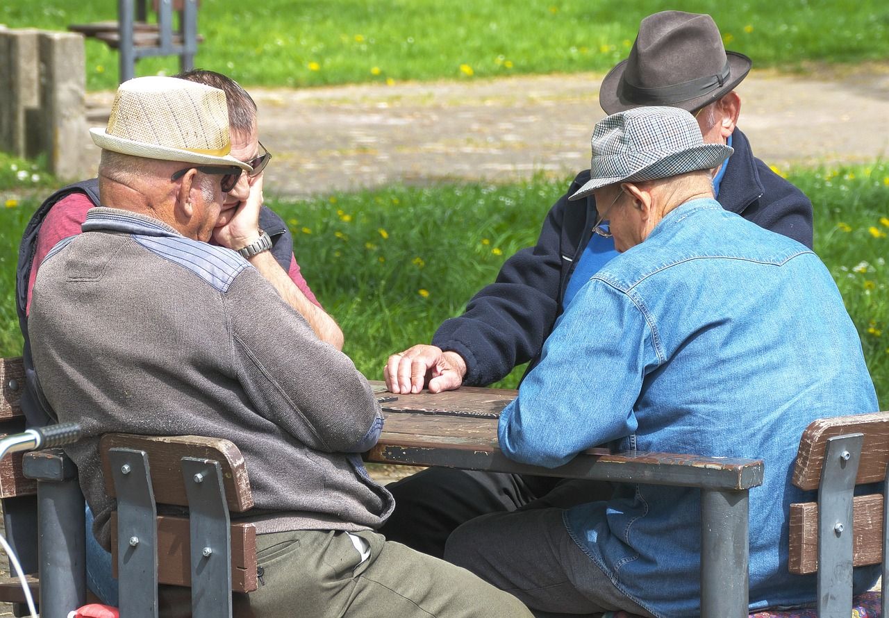 pensioners-3347948-1280-jpg-1689763011.jpg