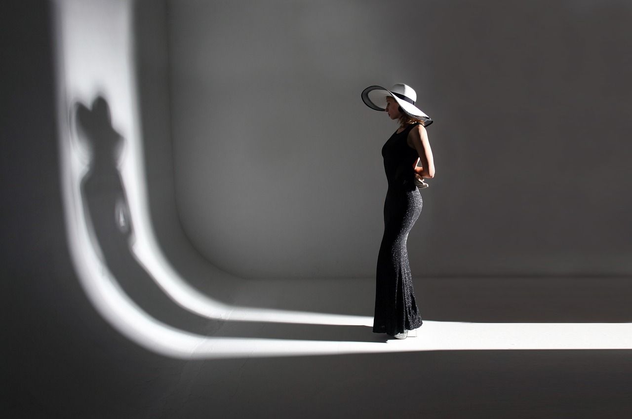woman-5864279-1280-jpg-1686854917.jpg