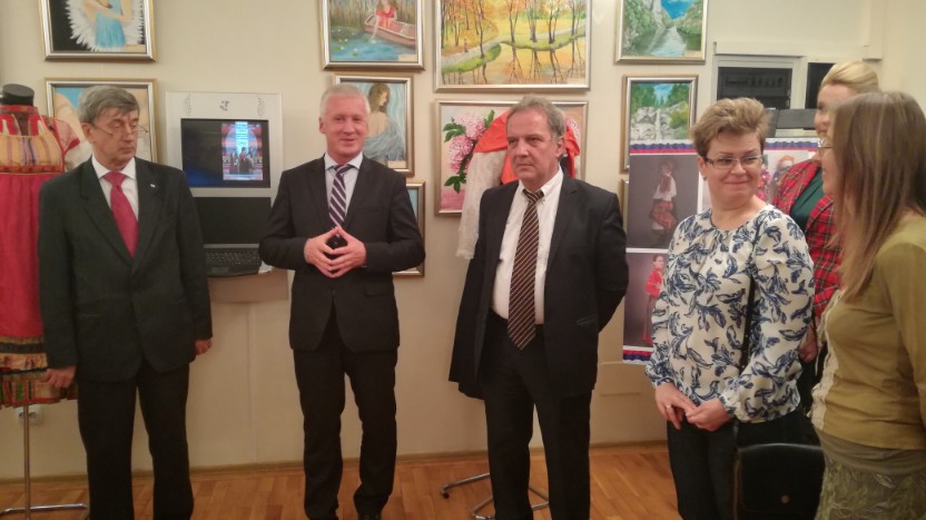 Ambasadorul Rusiei a venit la Ploieşti cu ocazia Zilelor Culturii Ruse-Video