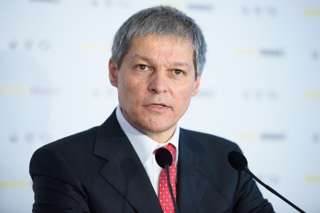 Cioloş: Majorările salariale populiste vin în contradicţie cu legea responsabilităţii fiscale