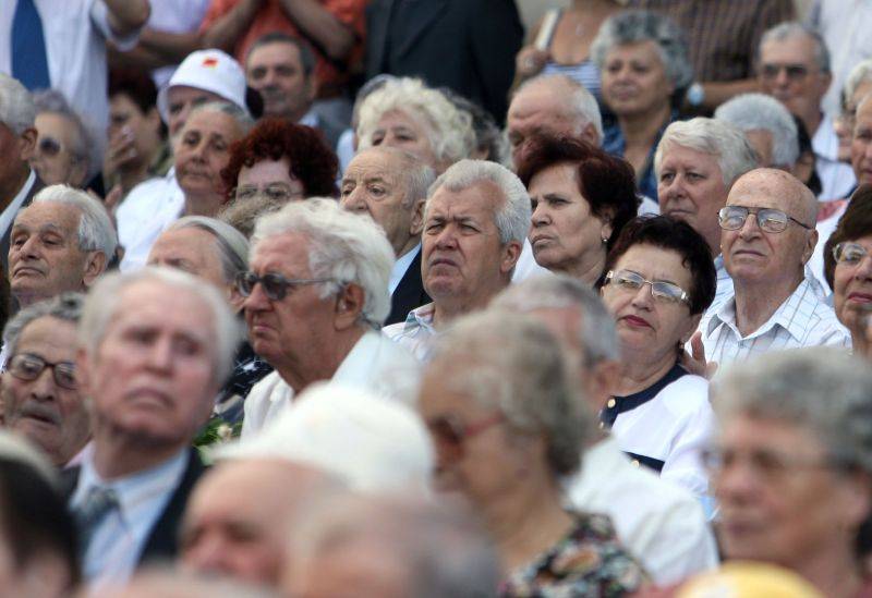 Guvernul a majorat punctul de pensie pentru mai multe categorii de pensionari