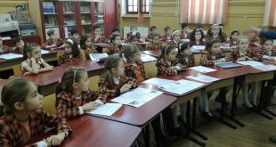 Codul portocaliu îi ţine mâine acasă pe elevii din Prahova