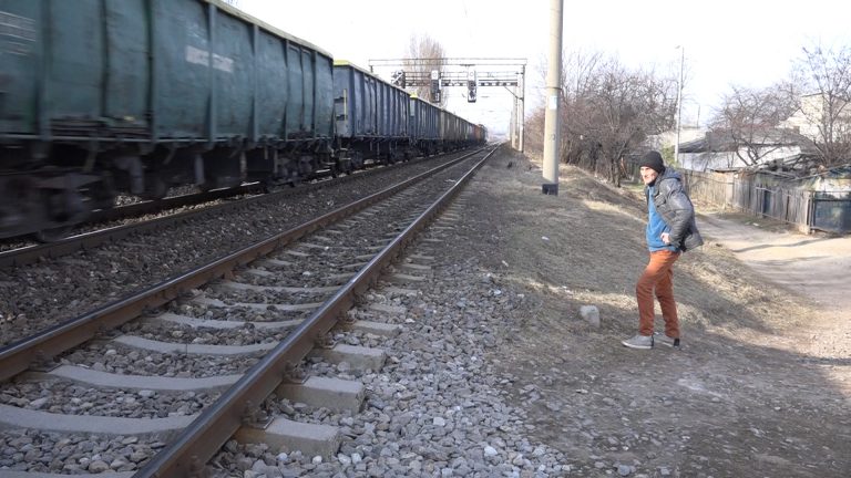 Bărbat decedat pe calea ferată în Ploiesti Sud, după ce a fost lovit de tren