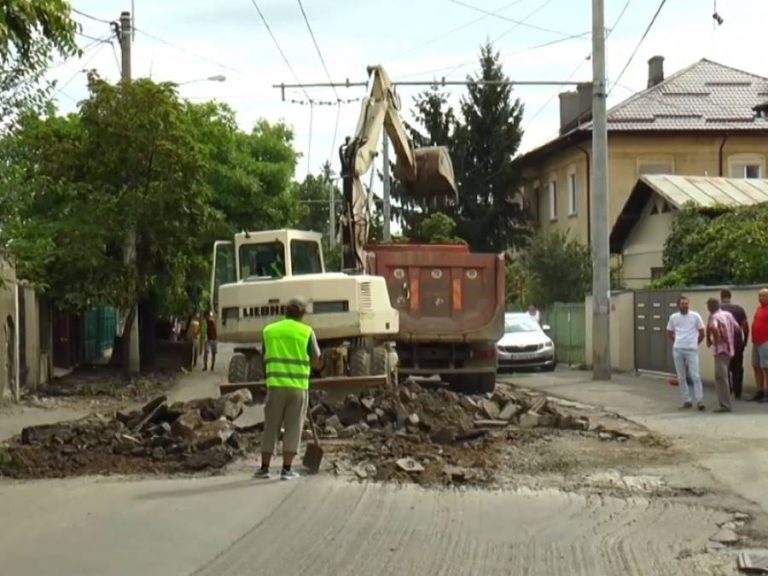 Sâmbătă încep lucrările de reparaţii pe strada Vlad Ţepeş din Ploieşti