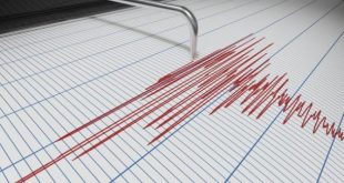 Exercițiu tactic al ISU Prahova: Cutremur de 6,8 grade pe Richter și incendiu la mall
