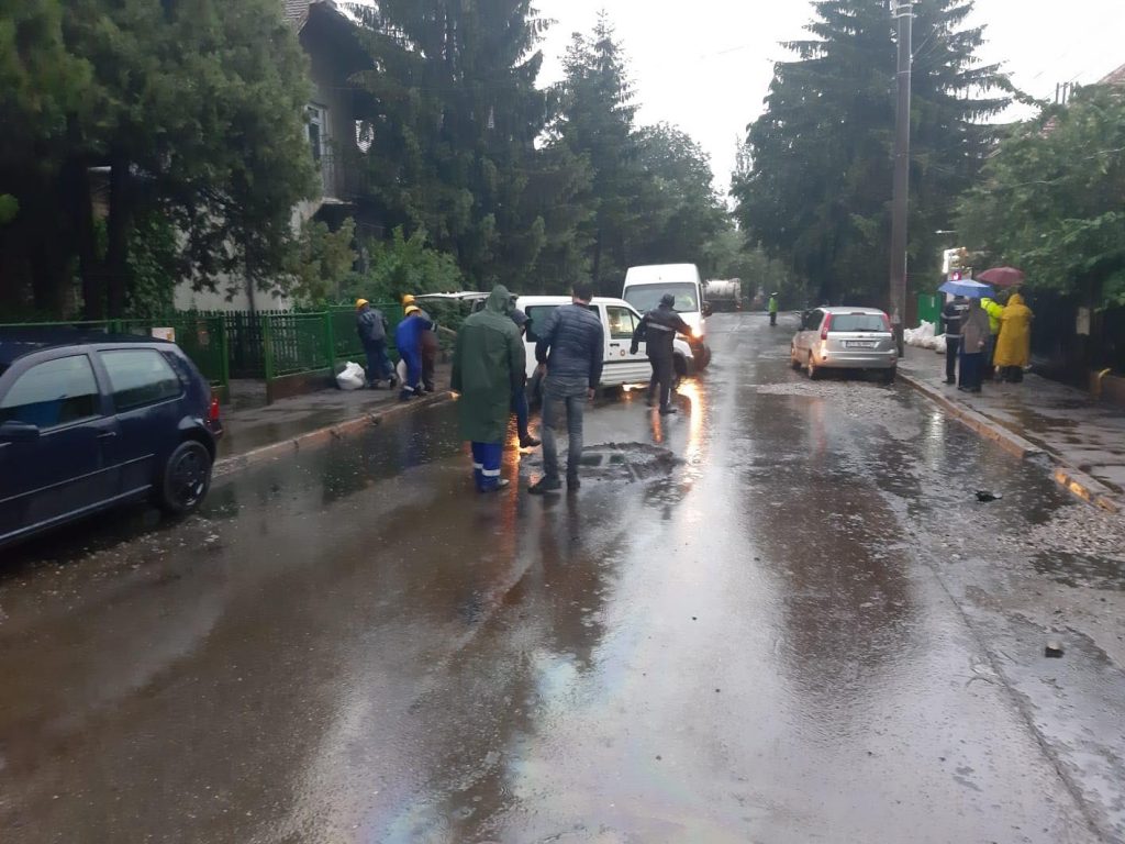 Canalizarea de pe strada Poieniţei va fi supravegheată în timpul codului portocaliu