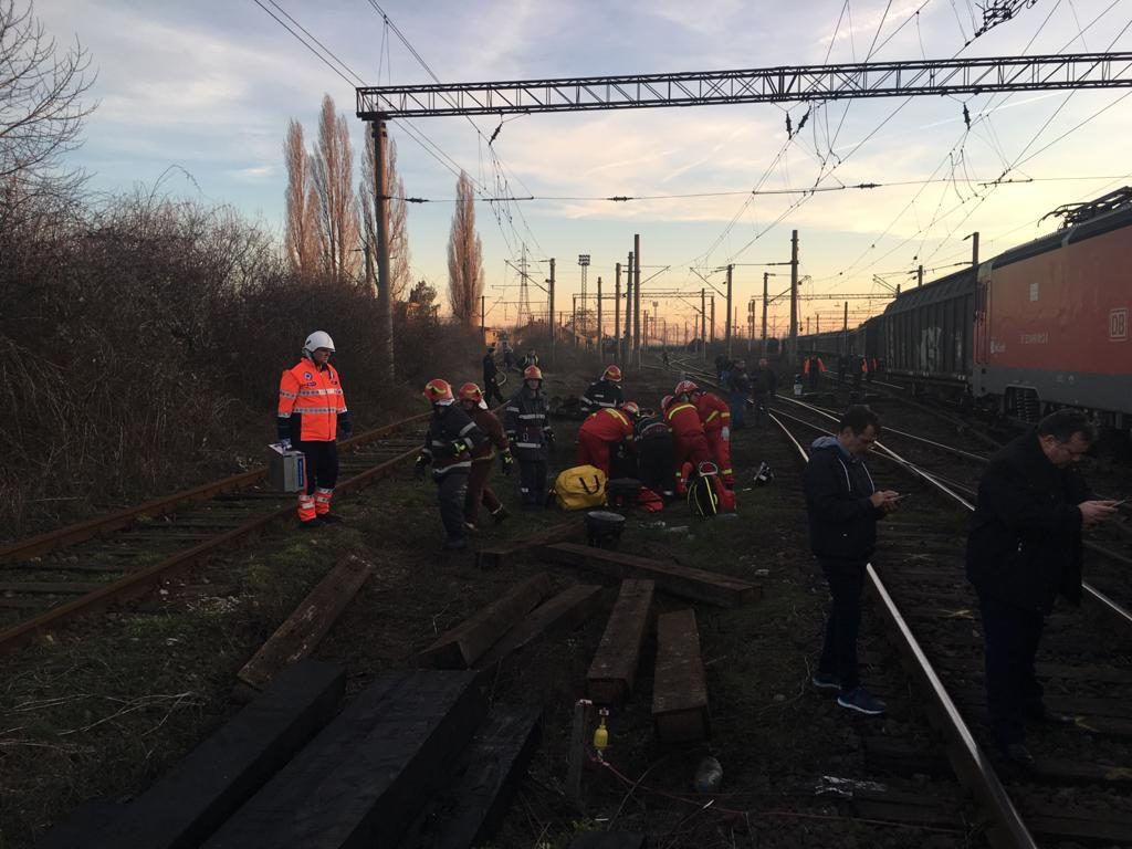 11 răniţi în accidentul feroviar din Ploieşti Triaj. Ceilalţi călători au plecat cu un alt tren