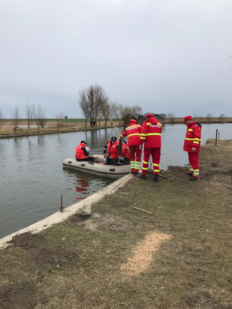 Un bărbat a dispărut fără urmă, după o partidă de pescuit la Sălciile