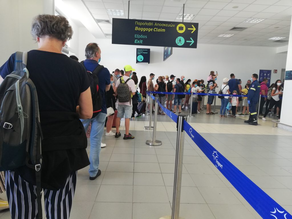 Reportaj foto-video: Cum am petrecut în Grecia în pandemie: preţuri mai mici, oameni mai relaxaţi!