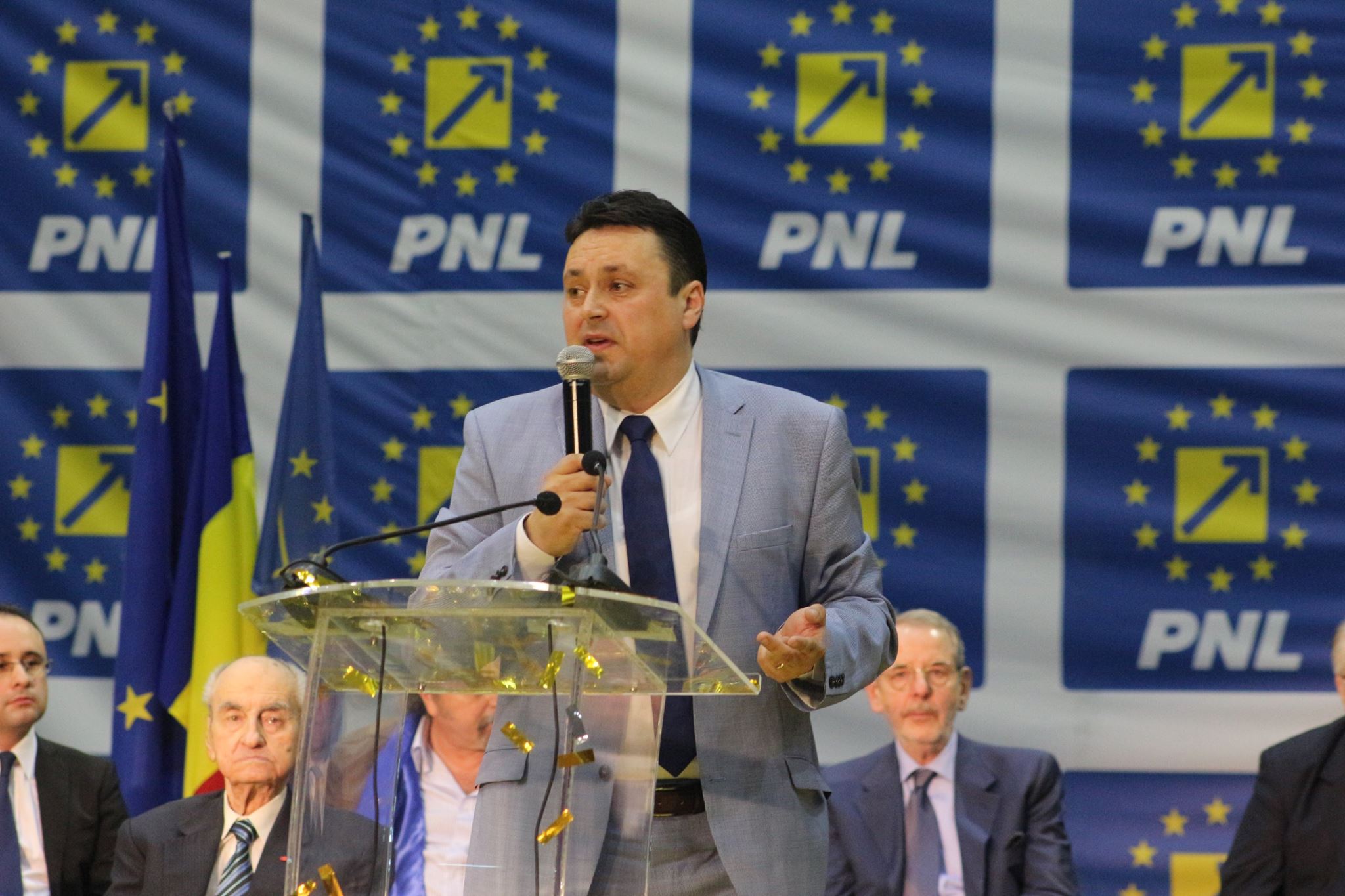 Andrei Volosevici s-a întors la Primăria Ploieşti. Vezi cu ce diferenţă de voturi a câştigat funcţia publică!